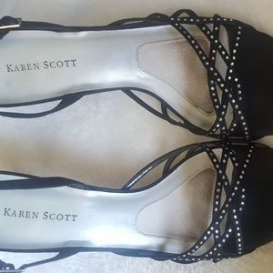 Karen Scott -Racquel Style Black Heels